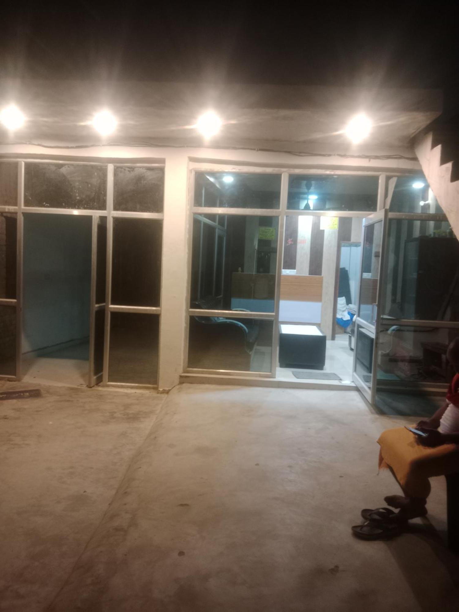 Raj Rajeswari Dharmshala Hotel Ayodhya Luaran gambar