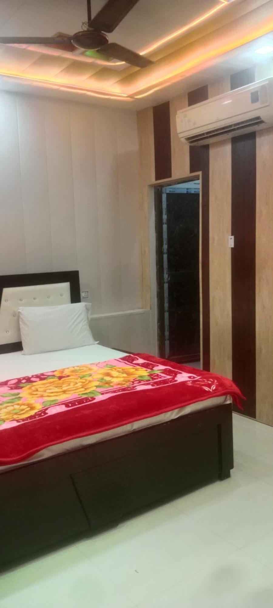 Raj Rajeswari Dharmshala Hotel Ayodhya Luaran gambar